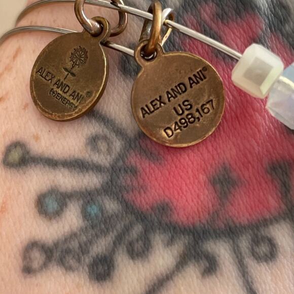 Alex and Ani Square Iridescent Beaded Expandable Wire Bracelet - Picture 5 of 6